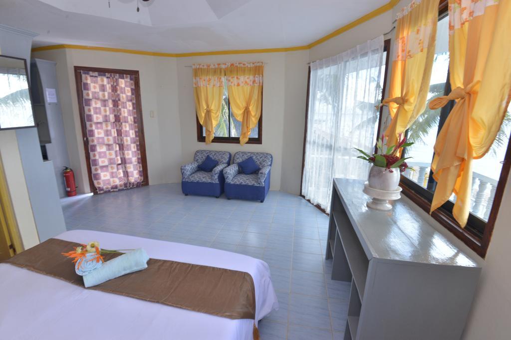 Lanas Beach Resort Romblon Island Rom bilde